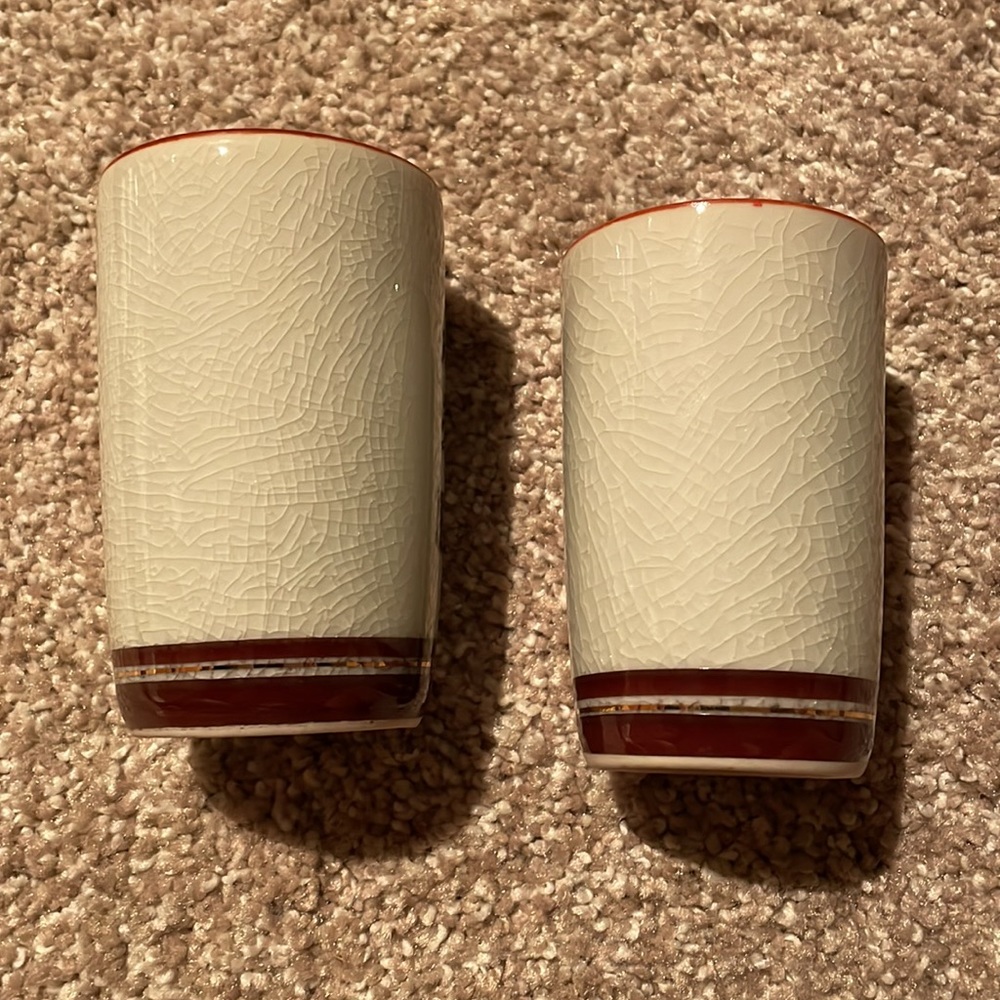 His and Her’s Japanese Tea cups - Picture 3 of 5